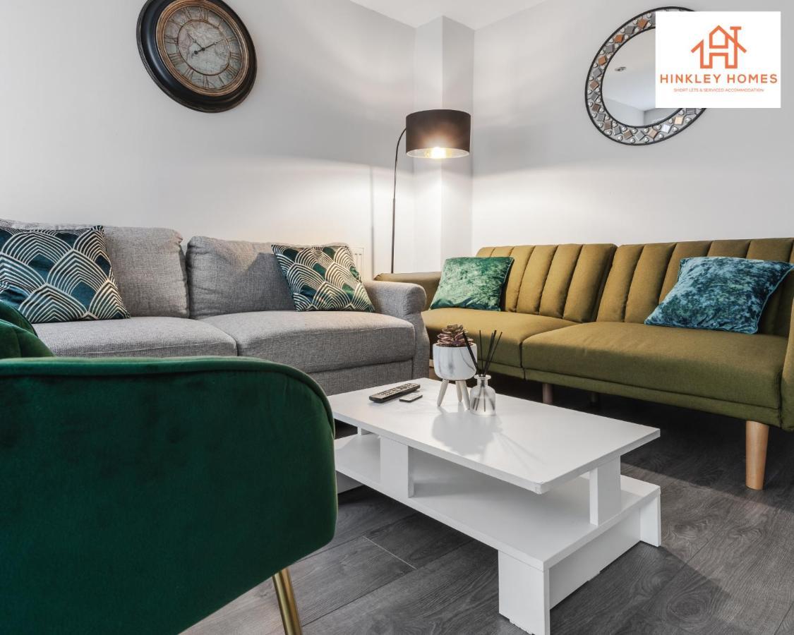 Supersized House 6 Beds Sleeps 14 W Garden & Carpark By Hinkley Homes Short Lets & Serviced Accommodation Liverpool Exterior foto