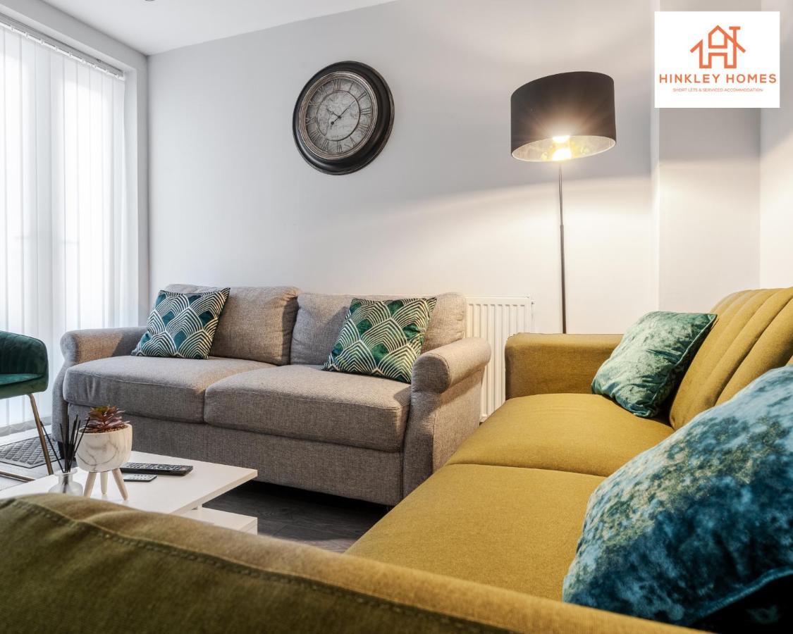Supersized House 6 Beds Sleeps 14 W Garden & Carpark By Hinkley Homes Short Lets & Serviced Accommodation Liverpool Exterior foto